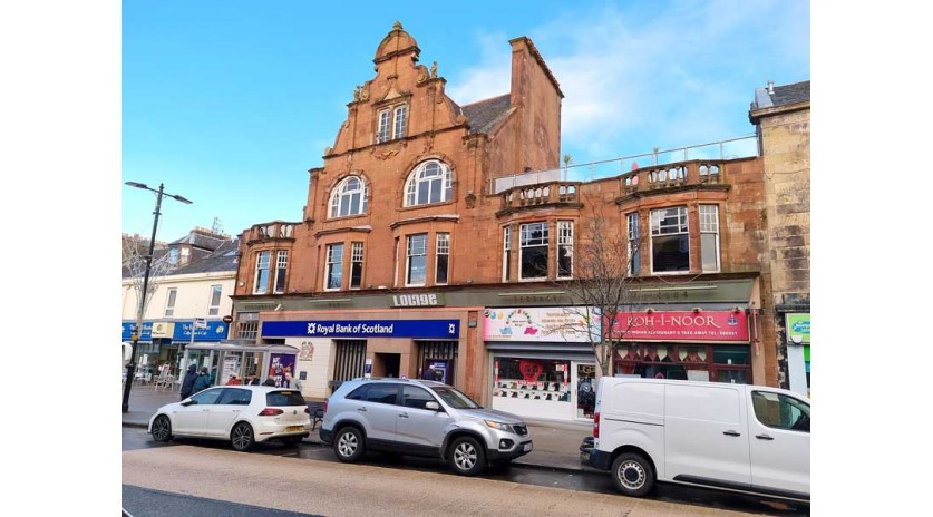 The Lounge, Largs
