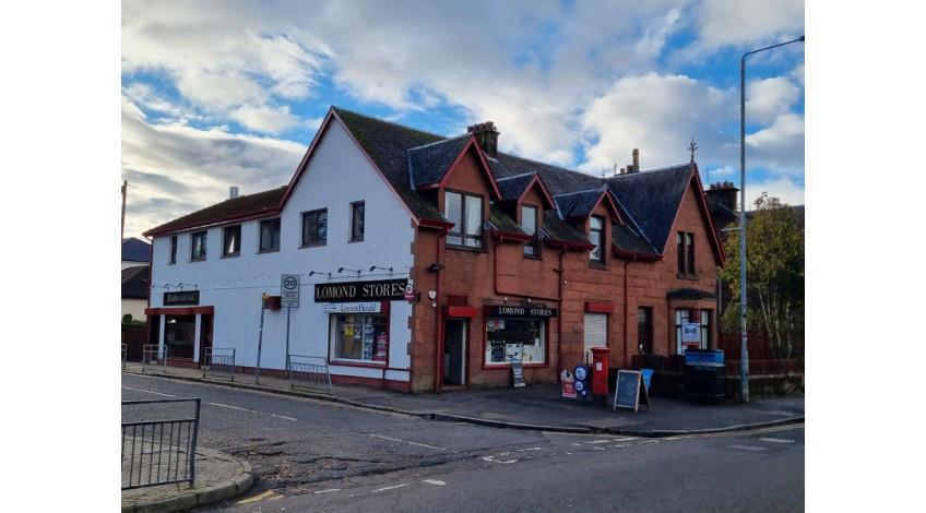 Lomond Stores and Lomond Fish Bar, Balloch